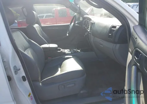 2004 Toyota 4Runner Limited V8 z USA, uszkodzony, nr VIN JTEBT17R840029676